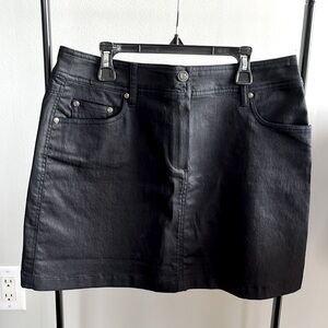Agnès B Paris. Mini skirt, size FR 42 (M). Black. New